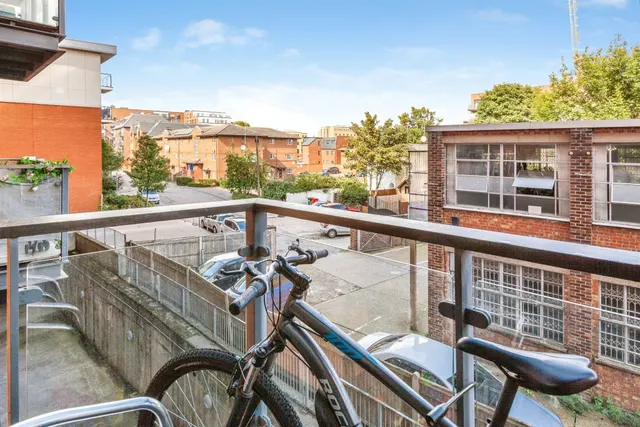Railway Terrace, Slough, SL2, photo 2