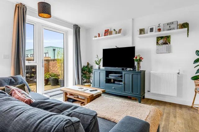 Cowper Close, Ware, SG12, photo 3