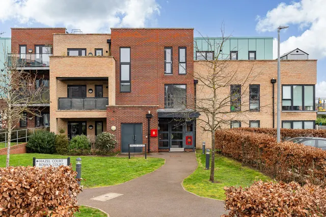 Cowper Close, Ware, SG12, photo 1