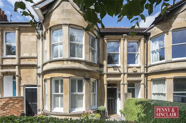 St. Andrews Road, Henley-on-Thames, RG9, photo 1
