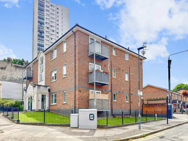 Flat 7 Wynter Court, Glyndon Road, London, SE18 7PU, photo 1
