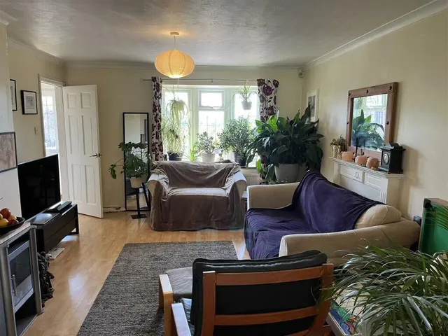 Goldthorpe Gardens, Lower Earley, RG6, photo 3