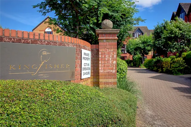 Kingfisher Court, Woodfield Road, Droitwich, WR9 8UU, photo 1