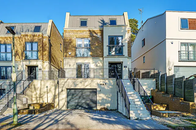 Langdon House, Woodlands Road, Bromley, photo 1