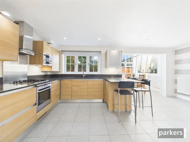 Caribou Close, Woodley, RG5, photo 3