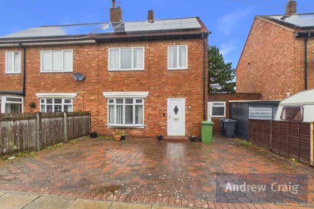 School Approach, South Shields, NE34, photo 1