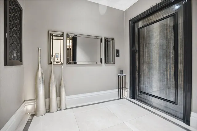 Whitehall Place, London, SW1A, photo 1