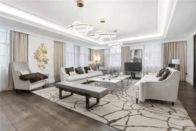 Whitehall Place, London, SW1A, photo 1