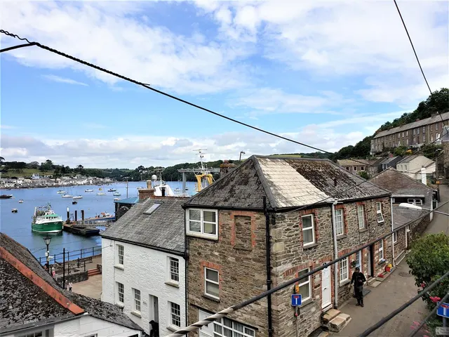 Fore Street, Polruan, photo 2
