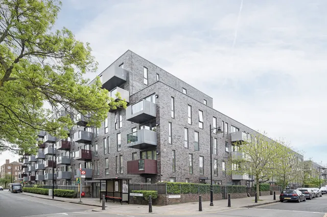 London, E1, photo 1