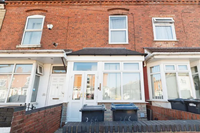 Percy Road, Birmingham, B11, photo 3