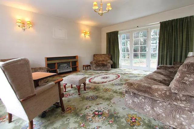 Photo 3 — Linden Drive, Oldswinford, Stourbridge