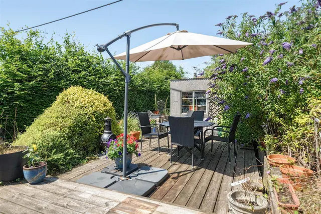 Tutton Hill, Colerne, SN14, photo 2