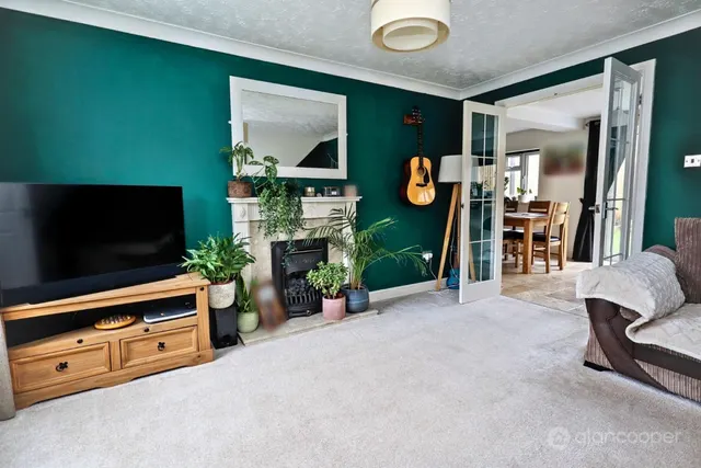 Charlecote Walk, Maple Park, CV11, photo 2