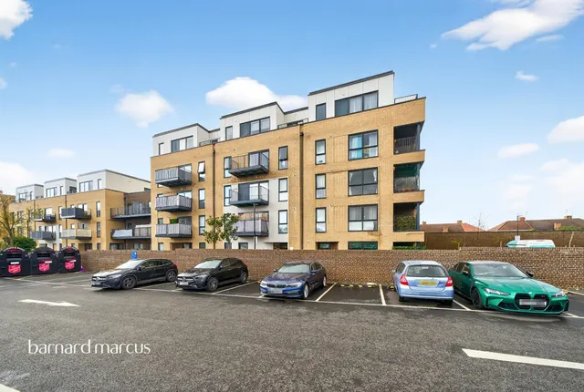Reeve Street, Feltham, photo 1