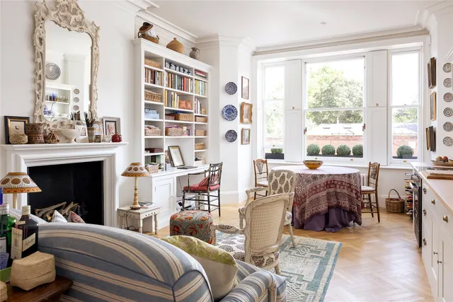 Photo 3 — Cheyne Place, Chelsea, London, SW3