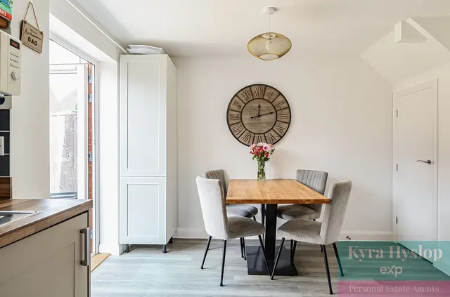Amber Rise, Exeter, EX1, photo 3