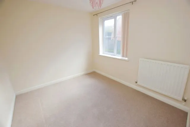Clover Avenue, EX4, photo 3