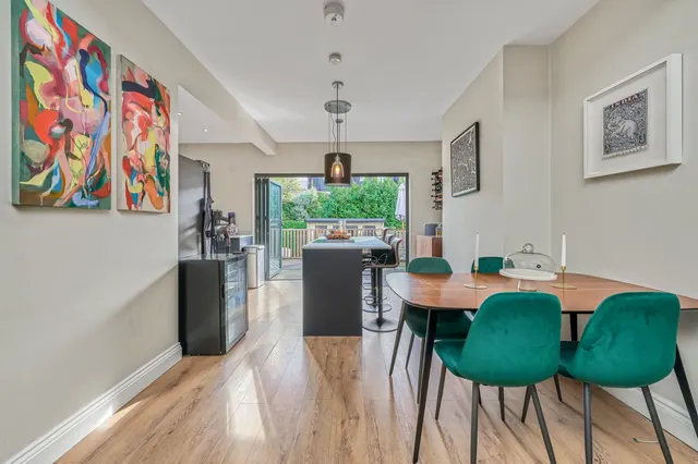 Durnsford Road, Earlsfield, SW19, photo 1