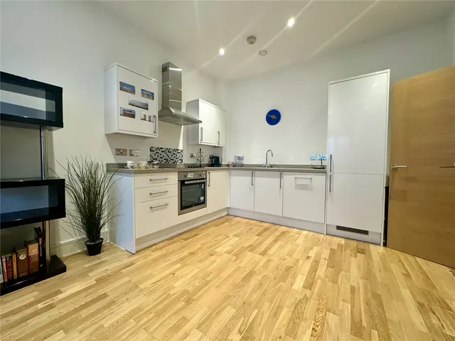 Photo 3 — Bartley Way, Hook, Hampshire, RG27 9FF