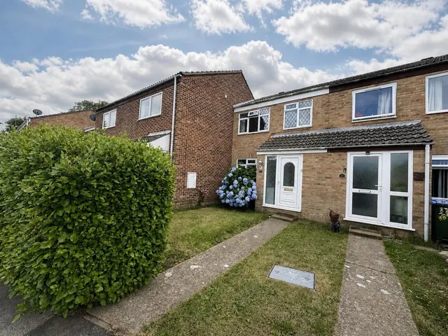 Hawk Close, Stubbington, Fareham, photo 1