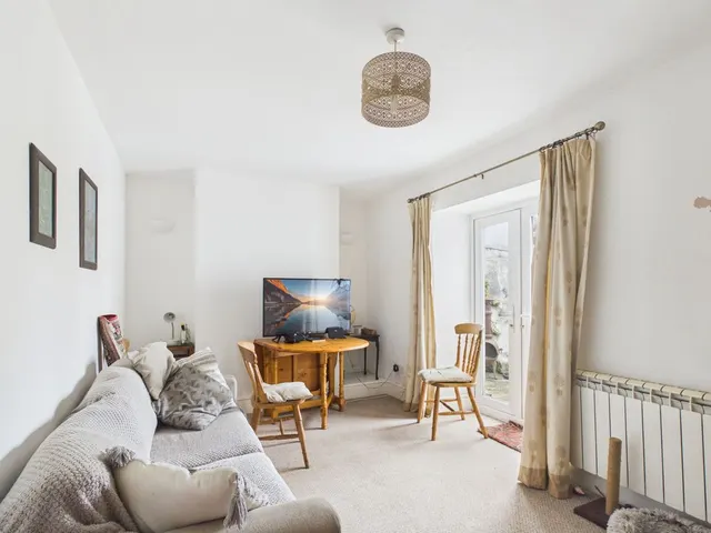 Photo 3 — Edward Street Tuckingmill, Camborne