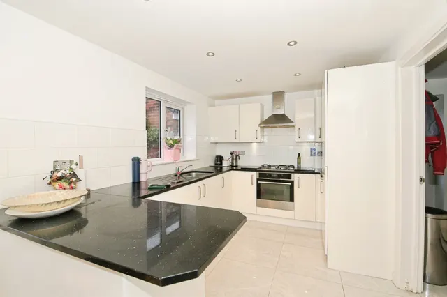 Brodie Place, Peterborough, PE7, photo 3