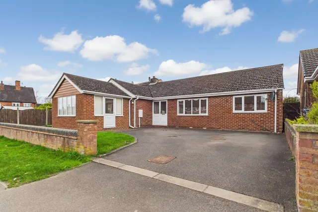 Sudbury Road, Yoxall, photo 1