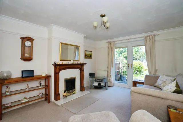 Chanctonbury Road, Burgess Hill, RH15, photo 3