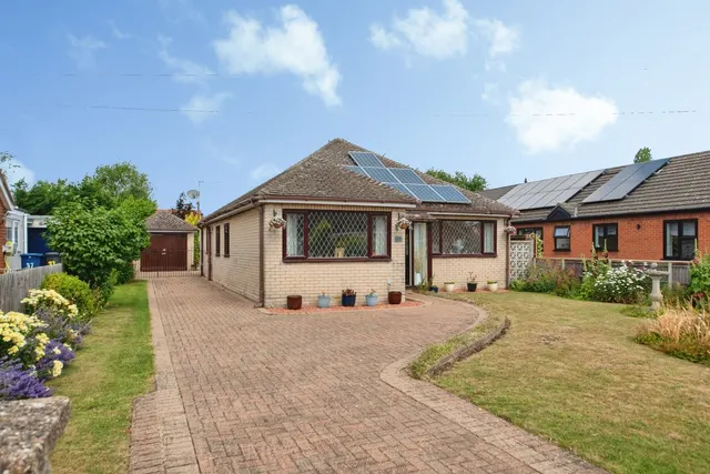 Photo 2 — Westfield Drive, North Greetwell, Lincoln, Lincolnshire, LN2