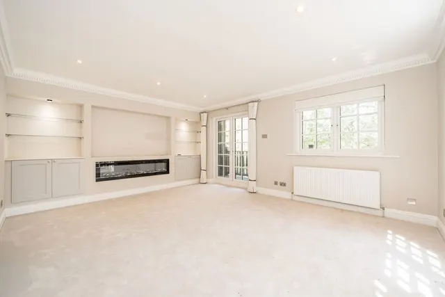 Goldcrest Mews, W5, photo 2