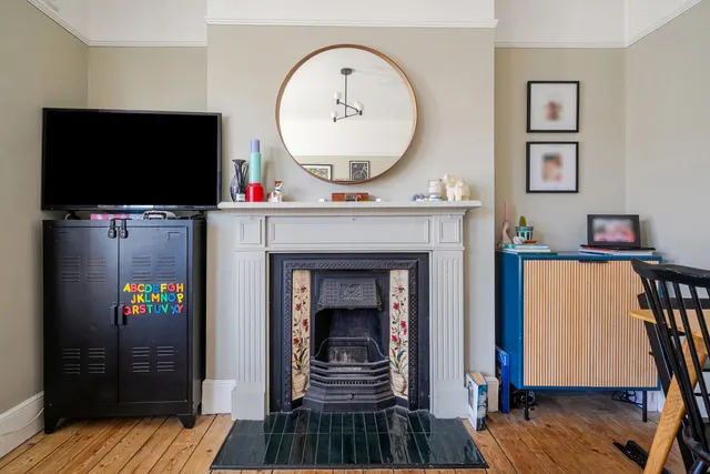 Birkhall Road, SE6, photo 2