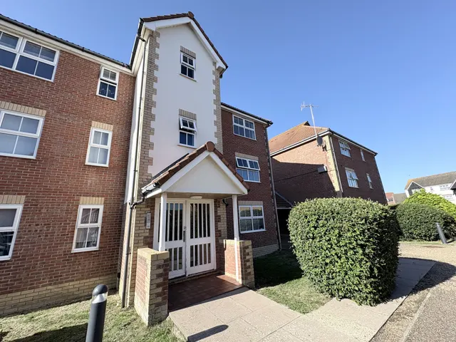Quebec Close, Eastbourne, BN23, photo 1