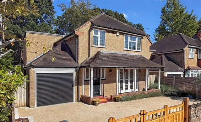 Elm Grove, Orpington, BR6, photo 1