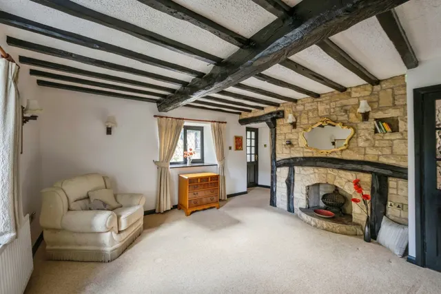 Photo 3 — Joan Lane, Hooton Levitt, Rotherham