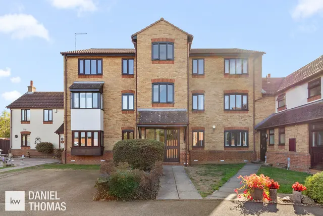 Horseshoe Close, Waltham Abbey, EN9, photo 1