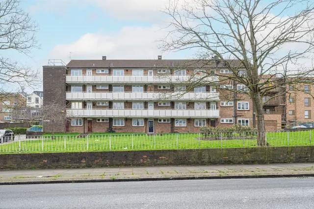 264 Wood Vale, London, photo 1