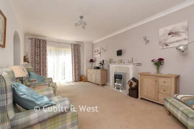 Alma Road, Reigate, RH2, photo 2