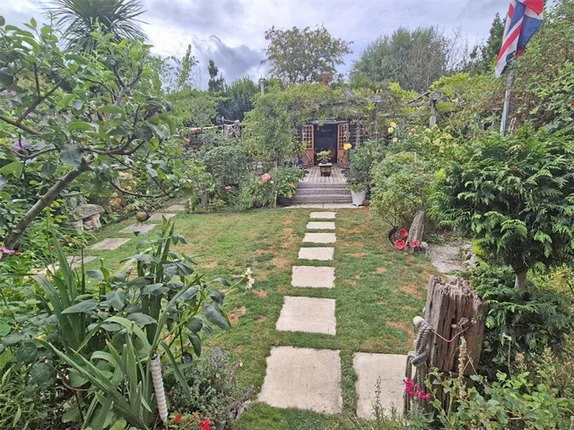 New Milton, Hampshire, photo 2