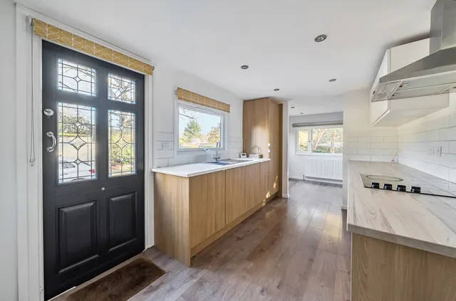 Photo 2 — The Plateau, Warfield Park, Bracknell, Berkshire, RG42 3RH