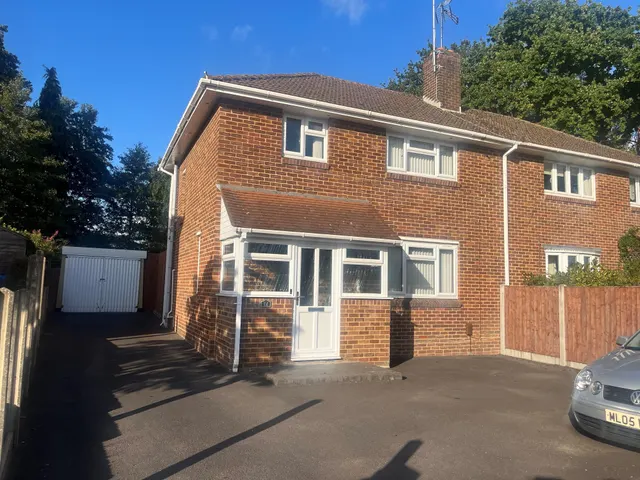 Hillbourne Road, Waterloo, BH17, photo 1