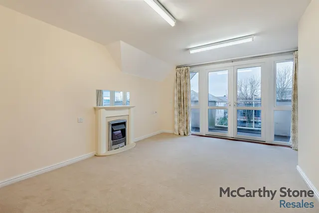 Avenue Road, Lymington, SO41, photo 1