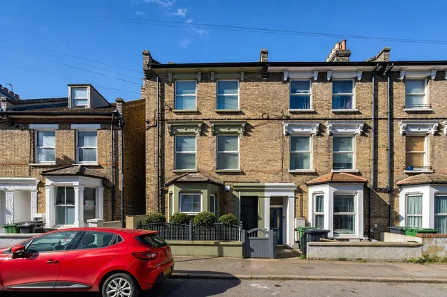 Morrish Road, London, photo 1