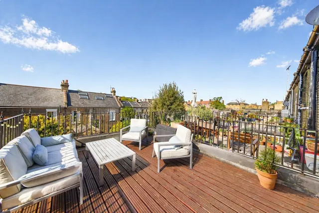 Photo 3 — Morrish Road, London