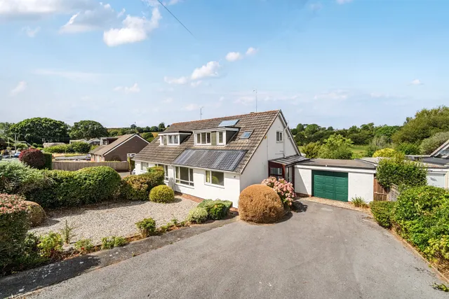 Boundary Close, Kingskerswell, Newton Abbot, Devon, TQ12