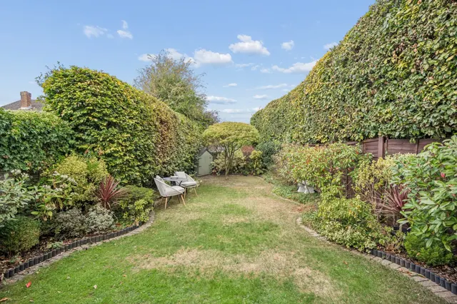 Royle Close, Chalfont St Peter, SL9, photo 3