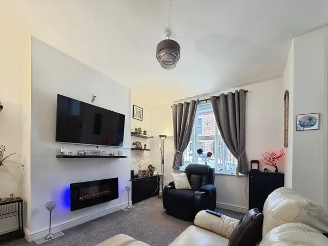 Brideoake Street, Leigh, WN7, photo 3