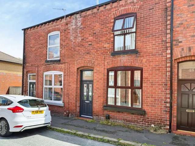 Brideoake Street, Leigh, WN7, photo 1