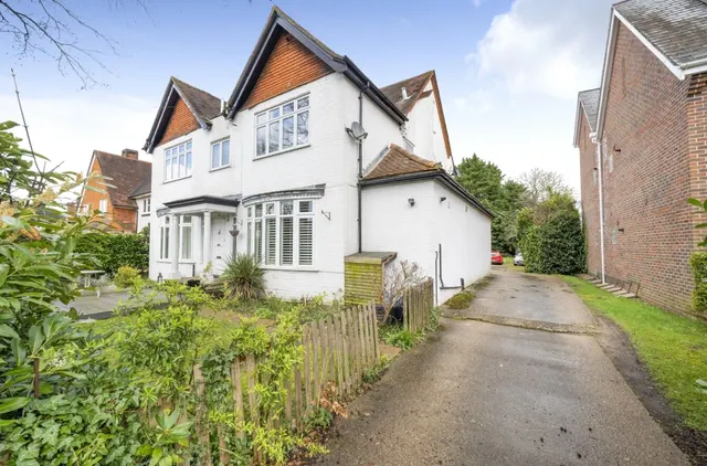 Sturges Road, Wokingham, RG40, photo 1