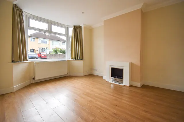Photo 2 — Elston Road, Aldershot, Hampshire, GU12 4HZ